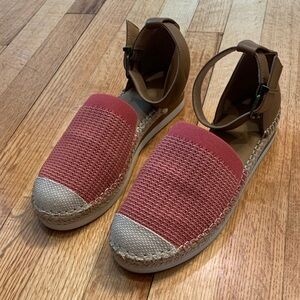 Crown Vintage Pink and Tan Espadrilles